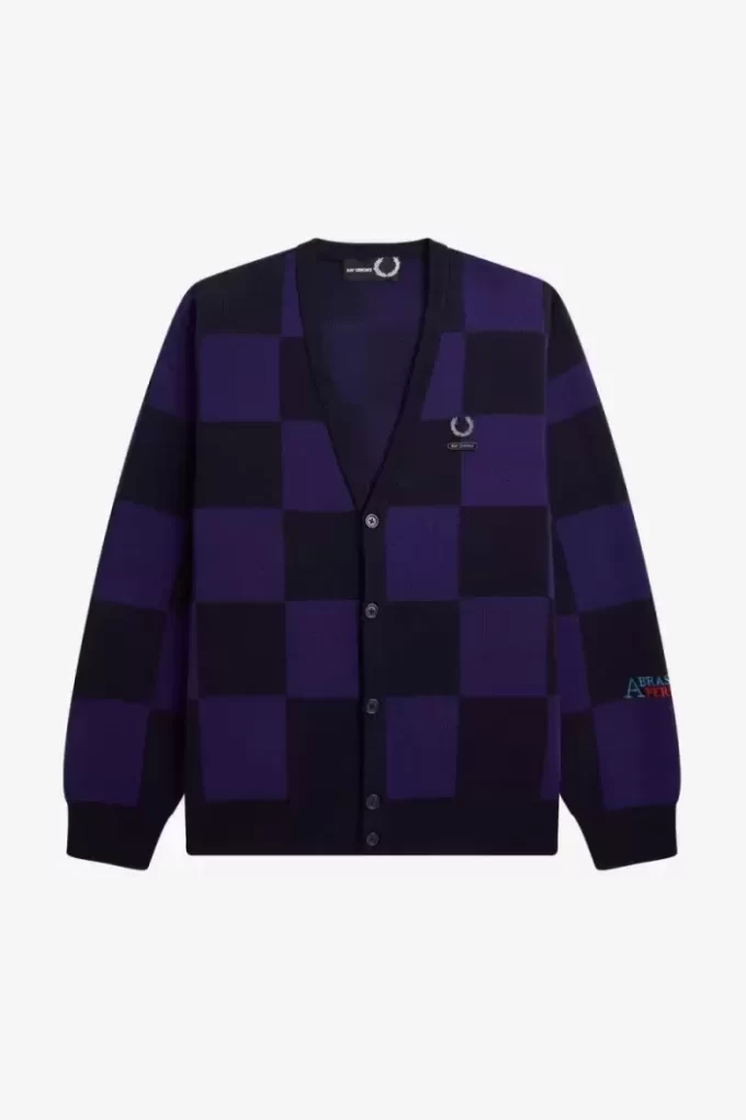 Cardigan bărbătesc cu model în carouri Cardigan bărbătesc cu model în carouri