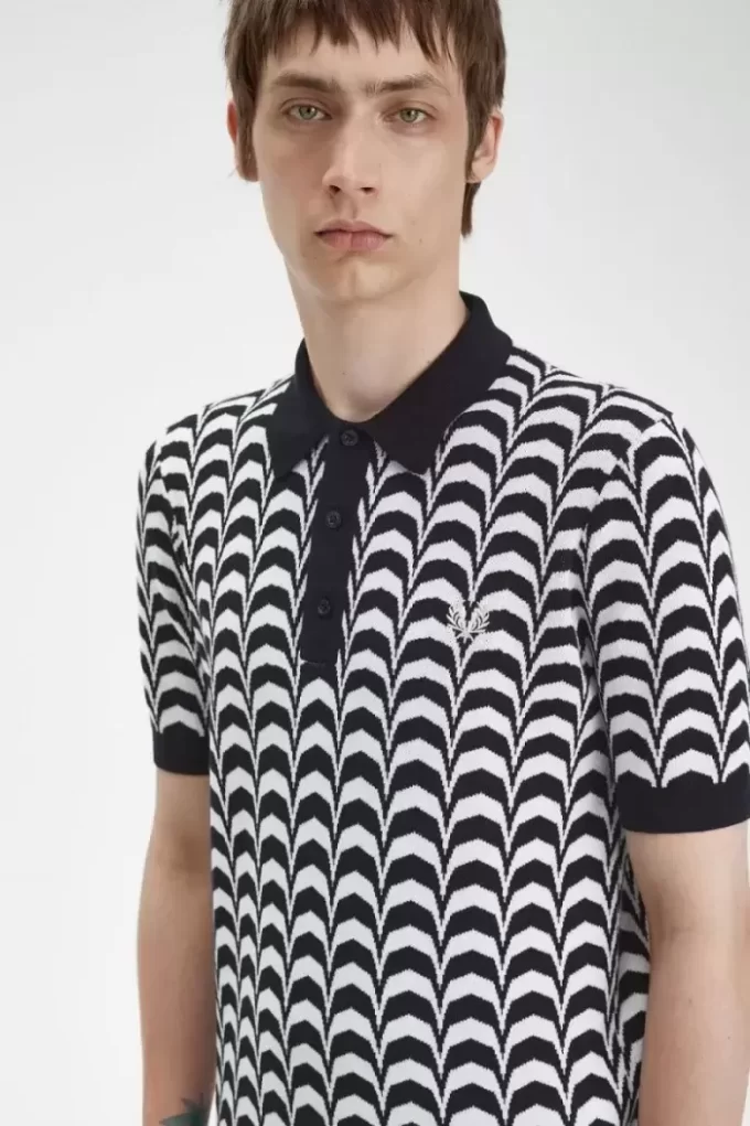 Cămașă bărbătească tricotată cu jacquard Cămașă bărbătească tricotată cu jacquard