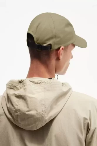 Șepci bărbătești din twill cu logo grafic