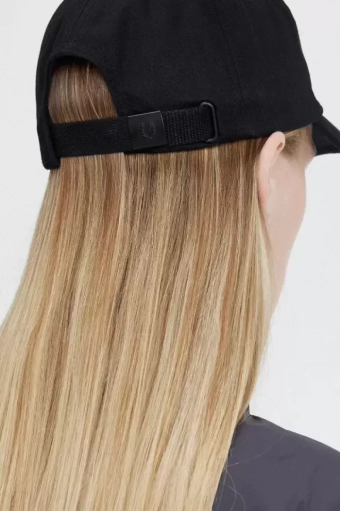 Șepci bărbătești din twill cu logo grafic Șepci bărbătești din twill cu logo grafic