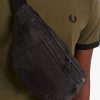 Genți crossbody din tricot cu bandă tonală Genți crossbody din tricot cu bandă tonală