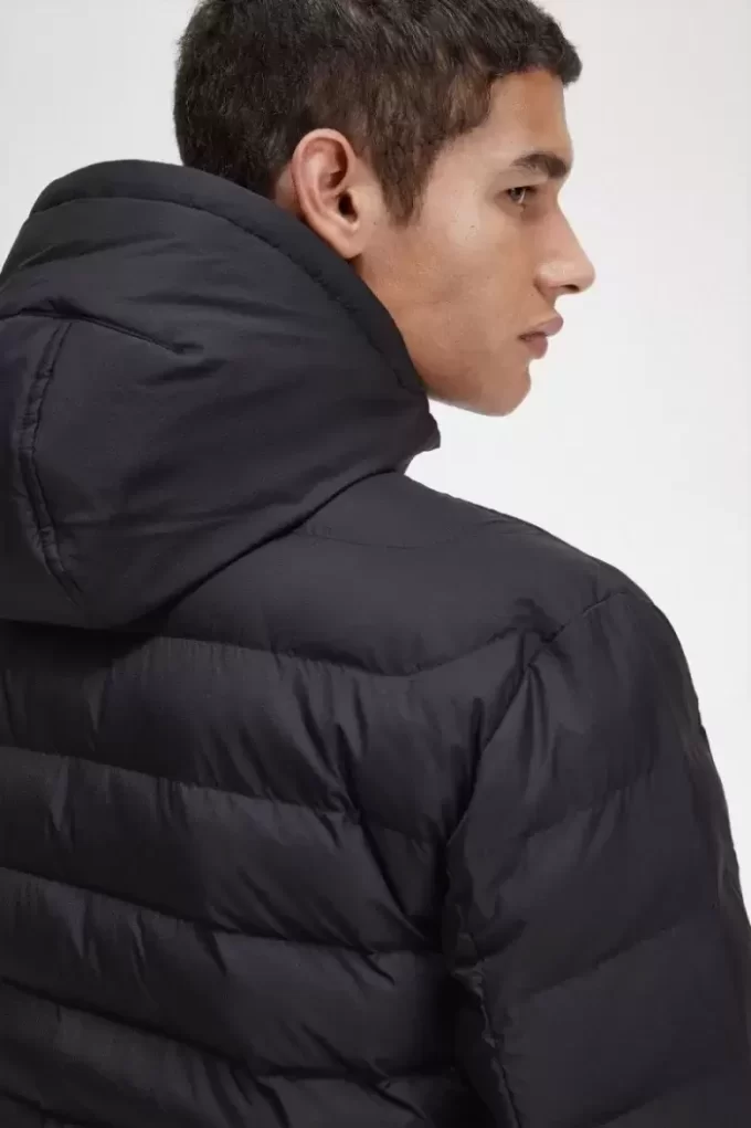 Jachete izolate cu glugă pentru bărbați Jachete izolate cu glugă pentru bărbați
