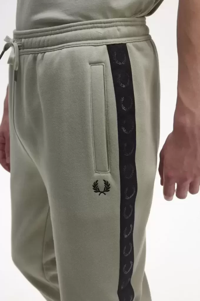 Pantaloni de trening pentru bărbați cu bandă în relief Pantaloni de trening pentru bărbați cu bandă în relief