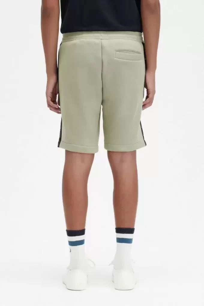 Pantaloni scurți de trening cu bandă în relief pentru bărbați Pantaloni scurți de trening cu bandă în relief pentru bărbați