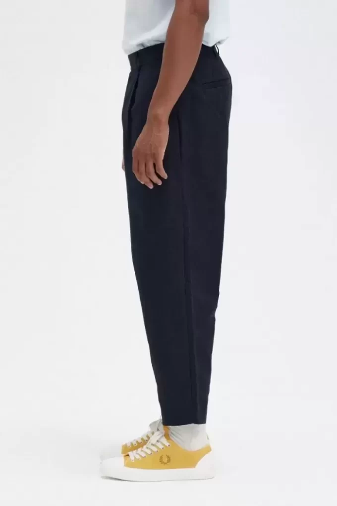 Pantaloni scurți pentru bărbați din amestec de in Pantaloni scurți pentru bărbați din amestec de in