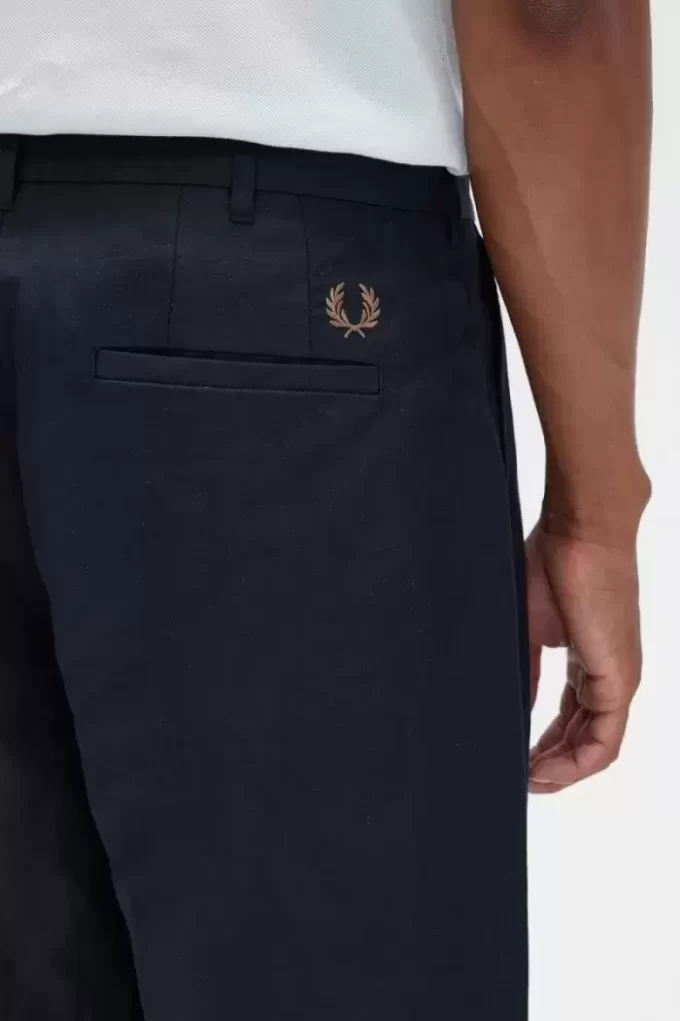 Pantaloni scurți pentru bărbați din amestec de in Pantaloni scurți pentru bărbați din amestec de in