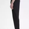 Pantaloni sport pentru bărbați cu detalii de insignă Pantaloni sport pentru bărbați cu detalii de insignă
