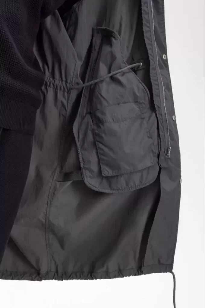 Parka pentru bărbați cu tiv drept Parka pentru bărbați cu tiv drept