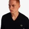 Pulover bărbătesc tricotat cu decolteu în V Pulover bărbătesc tricotat cu decolteu în V