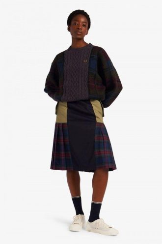 Pulover tricotat cu împletitură și panouri tartan