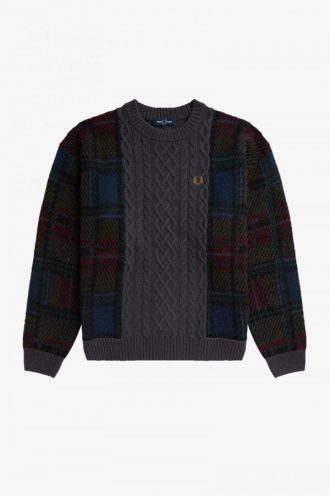 Pulover tricotat cu împletitură și panouri tartan