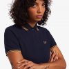 Rochie cămașă cu două vârfuri Rochie cămașă cu două vârfuri