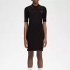 Rochie de damă cu cămașă tricotată cu nervuri Rochie de damă cu cămașă tricotată cu nervuri
