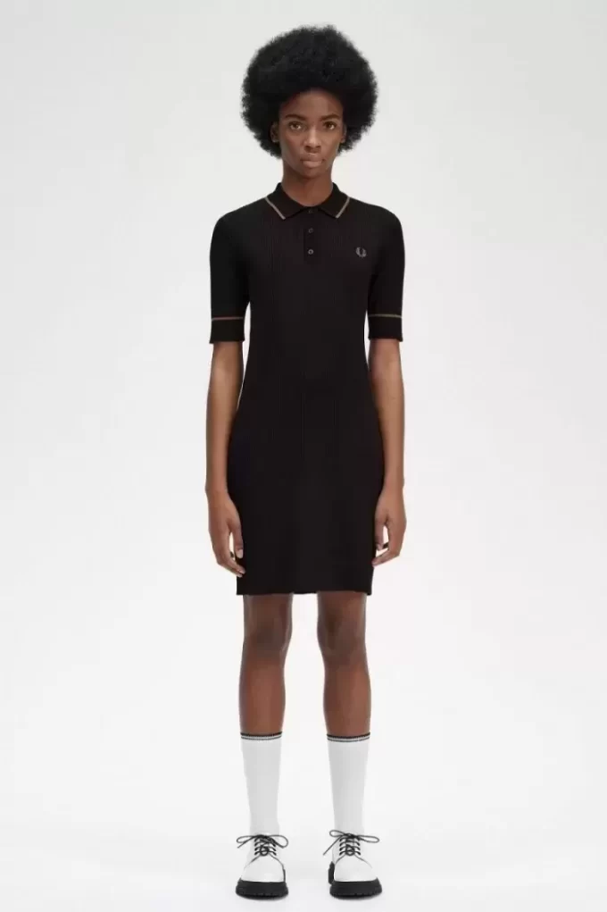 Rochie de damă cu cămașă tricotată cu nervuri Rochie de damă cu cămașă tricotată cu nervuri