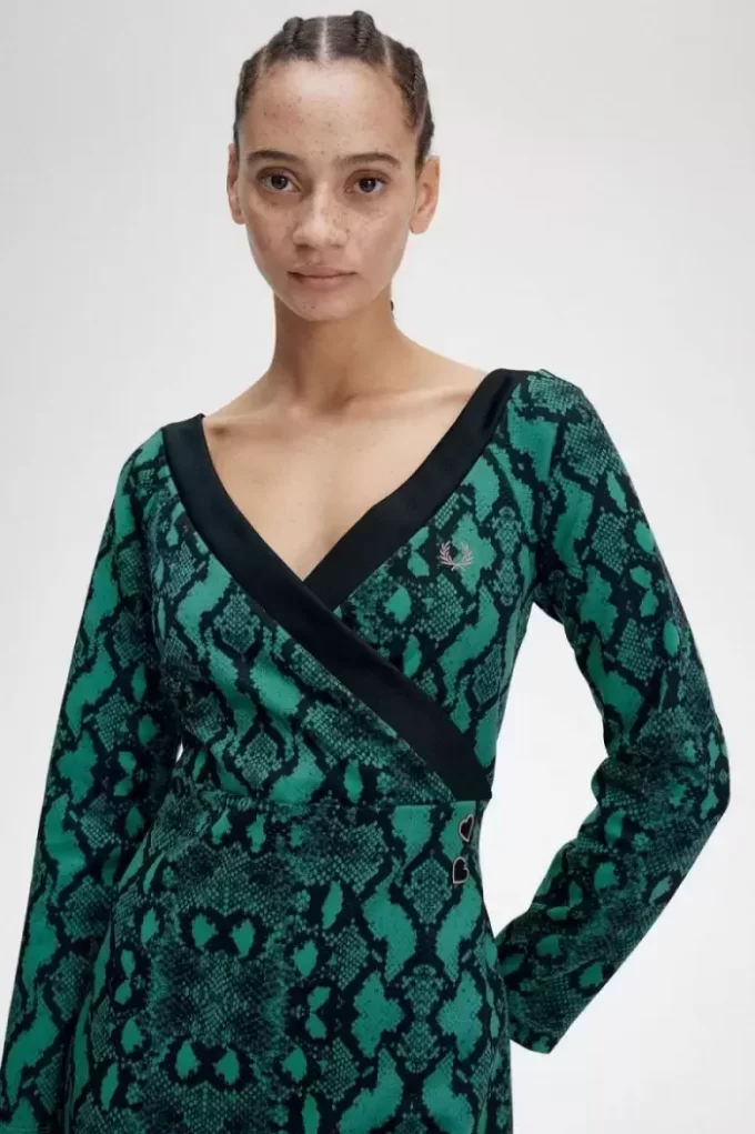 Rochie de damă cu imprimeu de șarpe și umeri goi Rochie de damă cu imprimeu de șarpe și umeri goi