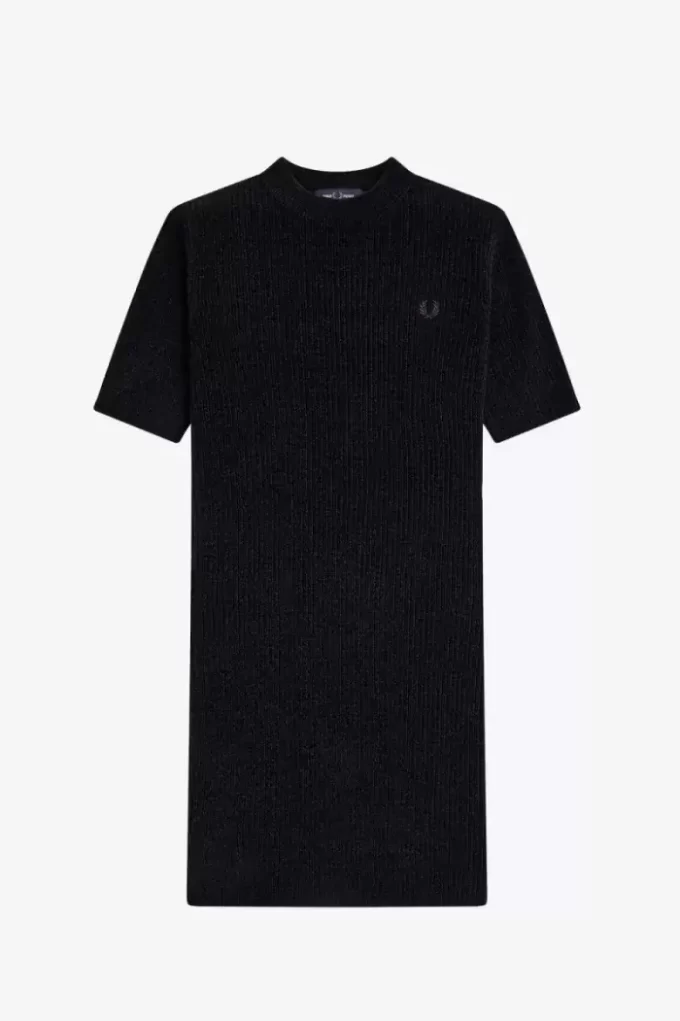 Rochie de damă cu nervuri de chenilă Rochie de damă cu nervuri de chenilă