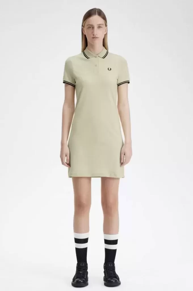 Rochie tip cămașă cu două vârfuri pentru femei Rochie tip cămașă cu două vârfuri pentru femei