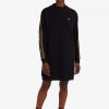 Rochie tip hanorac cu bandă adezivă Rochie tip hanorac cu bandă adezivă