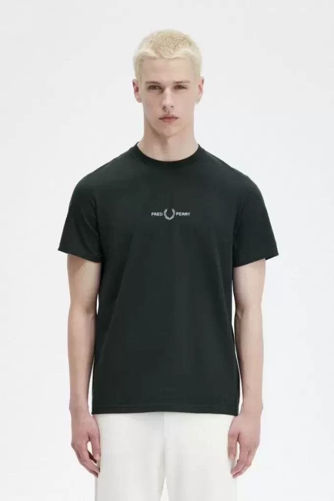 Tricou bărbătesc brodat