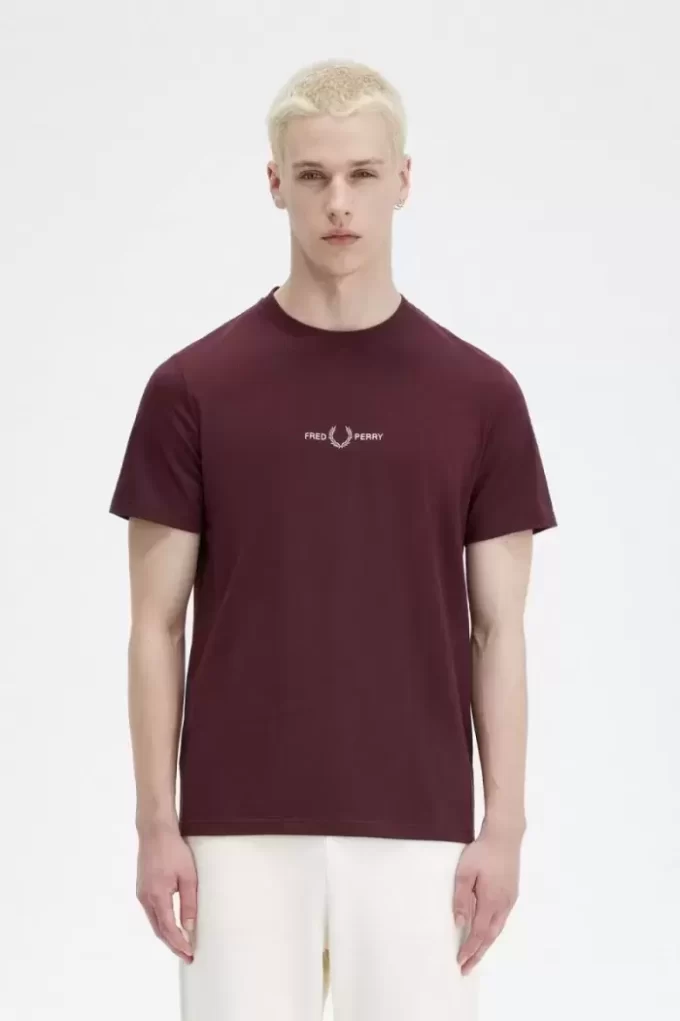 Tricou bărbătesc brodat