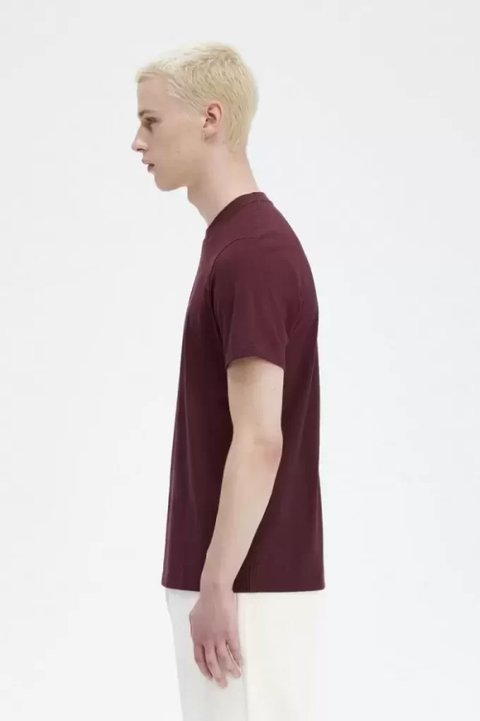 Tricou bărbătesc brodat