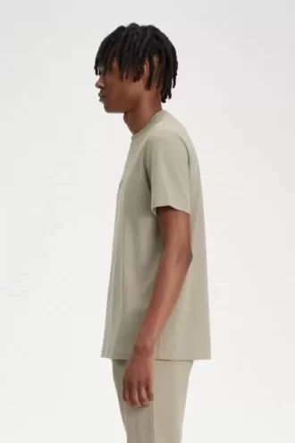 Tricou bărbătesc brodat