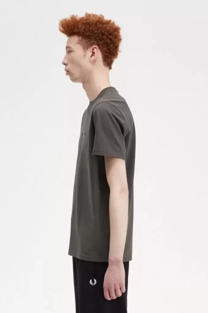 Tricou bărbătesc brodat