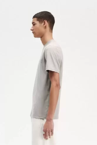 Tricou bărbătesc brodat