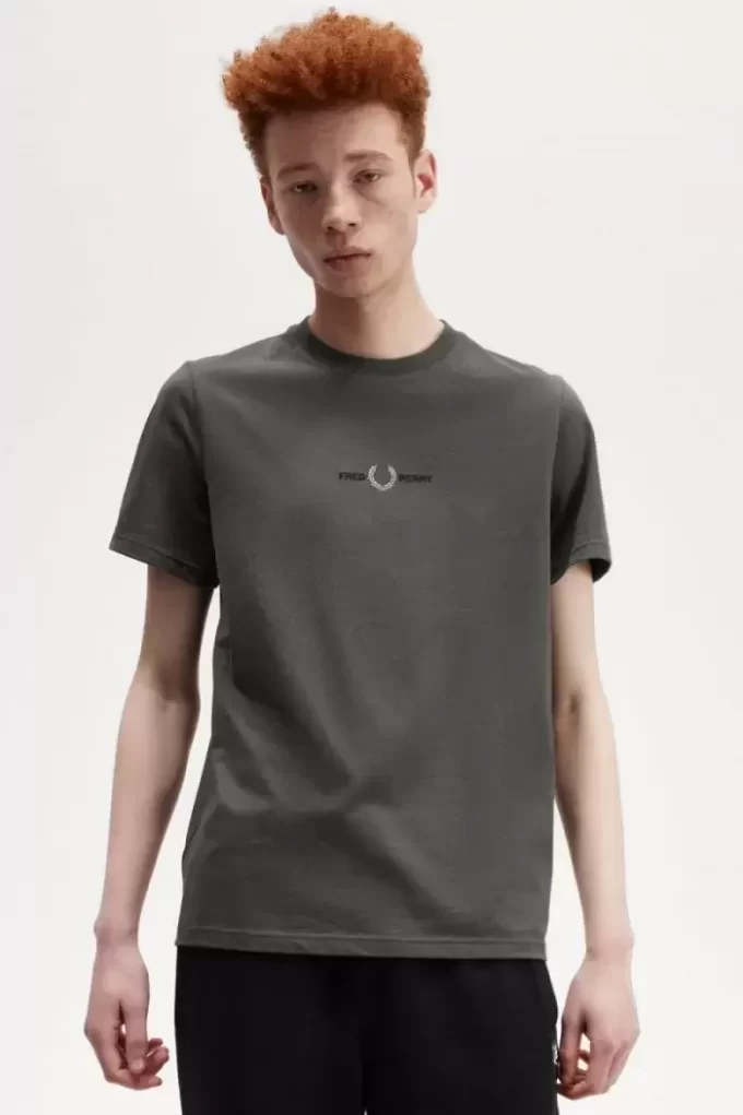 Tricou bărbătesc brodat