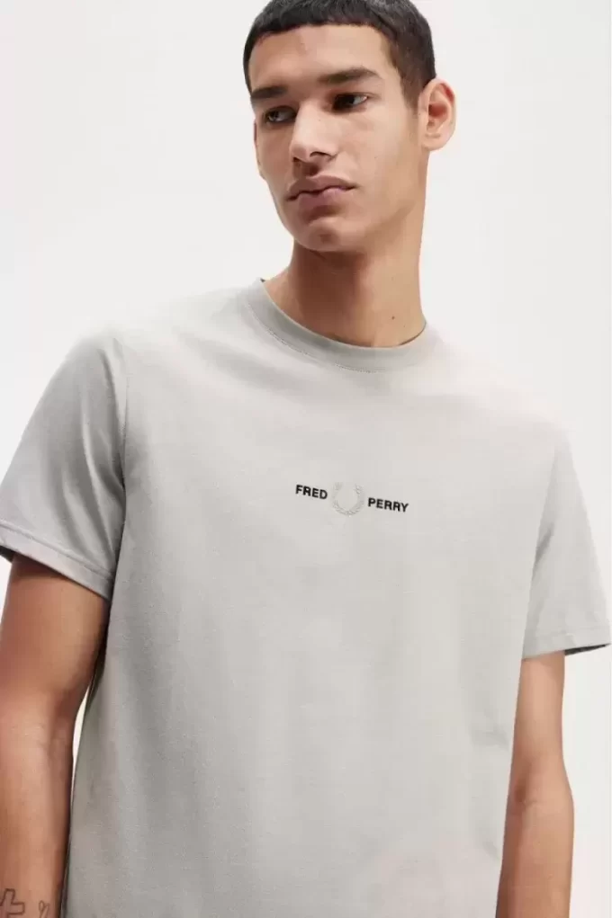 Tricou bărbătesc brodat
