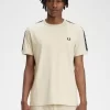 Tricou bărbătesc cu bandă contrastantă Ringer Tricou bărbătesc cu bandă contrastantă Ringer