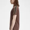 Tricou bărbătesc cu bandă contrastantă Ringer Tricou bărbătesc cu bandă contrastantă Ringer