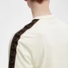 Tricou bărbătesc cu bandă contrastantă Ringer Tricou bărbătesc cu bandă contrastantă Ringer