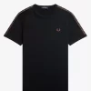 Tricou bărbătesc cu bandă contrastantă Ringer Tricou bărbătesc cu bandă contrastantă Ringer