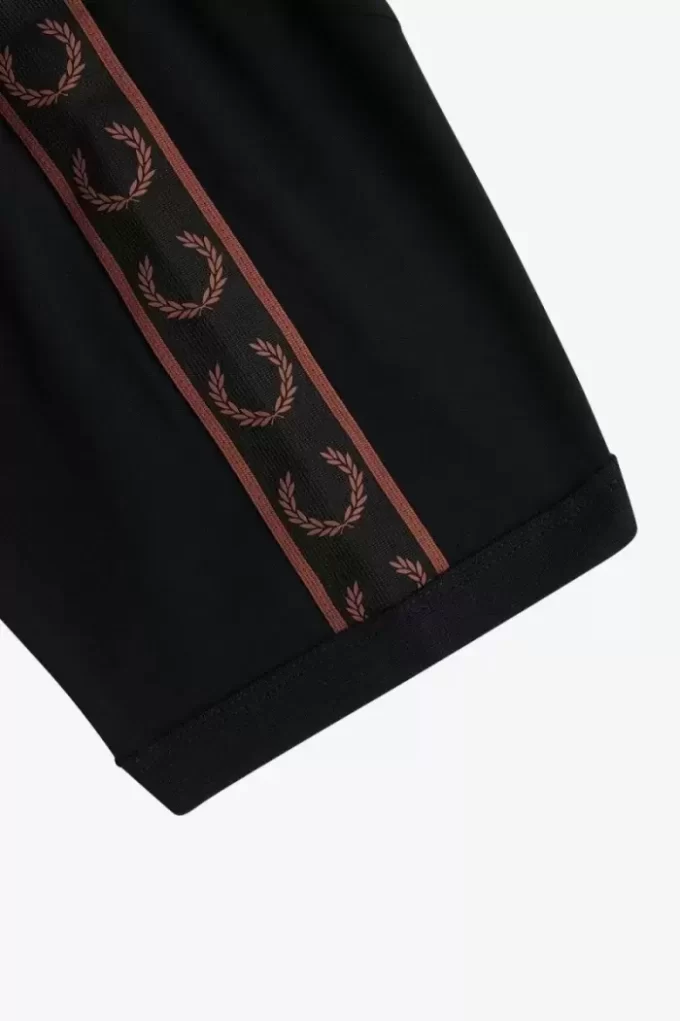 Tricou bărbătesc cu bandă contrastantă Ringer Tricou bărbătesc cu bandă contrastantă Ringer