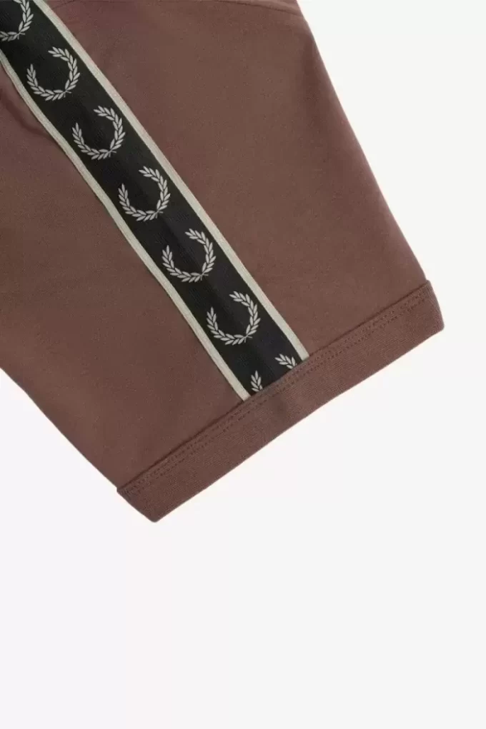 Tricou bărbătesc cu bandă contrastantă Ringer Tricou bărbătesc cu bandă contrastantă Ringer