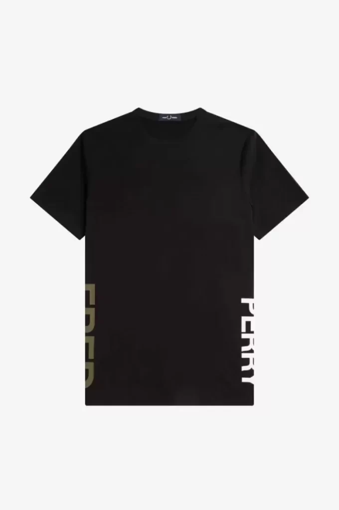 Tricou bărbătesc cu branding grafic Tricou bărbătesc cu branding grafic