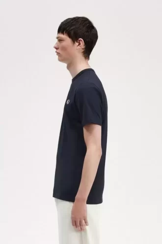 Tricou bărbătesc cu detaliu de bandă