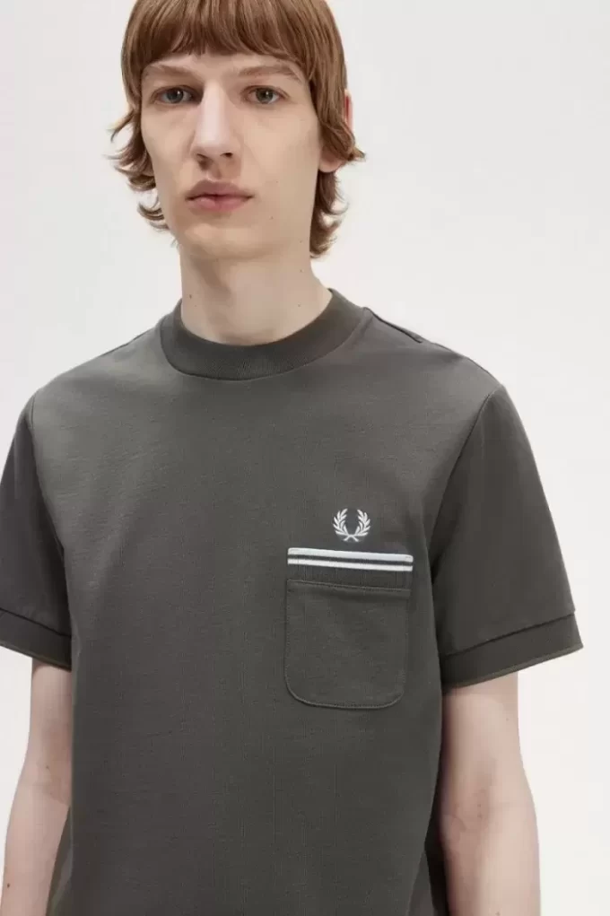 Tricou bărbătesc cu două buzunare Tricou bărbătesc cu două buzunare
