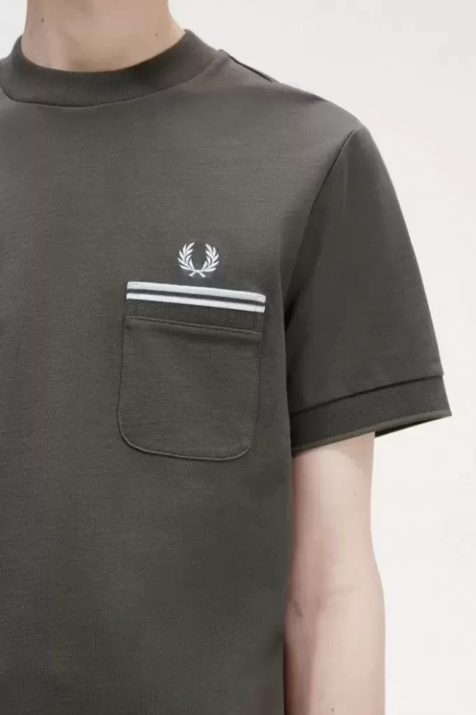 Tricou bărbătesc cu două buzunare Tricou bărbătesc cu două buzunare