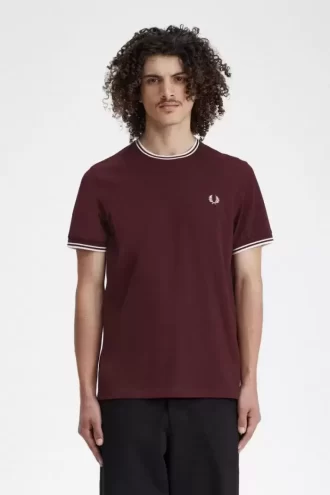 Tricou bărbătesc cu două vârfuri