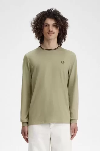 Tricou bărbătesc cu două vârfuri