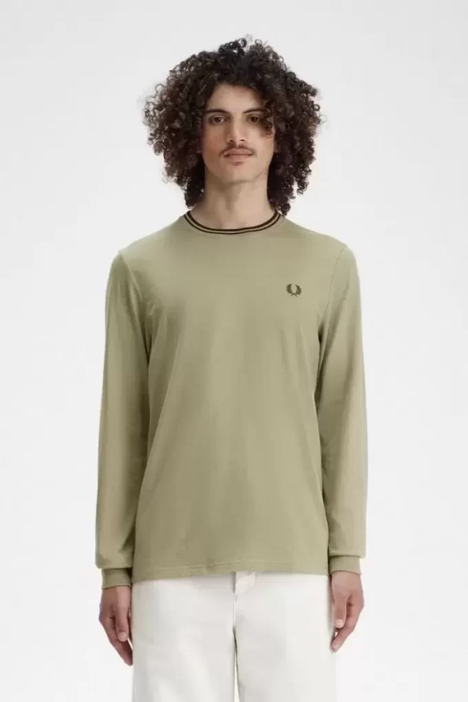Tricou bărbătesc cu două vârfuri Tricou bărbătesc cu două vârfuri