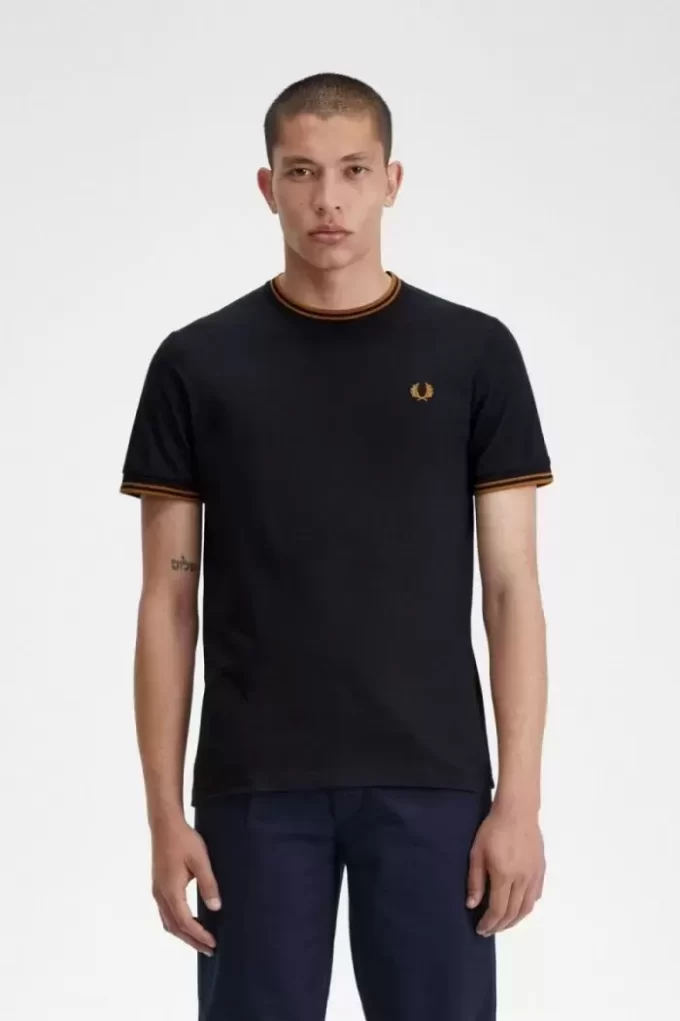 Tricou bărbătesc cu două vârfuri Tricou bărbătesc cu două vârfuri