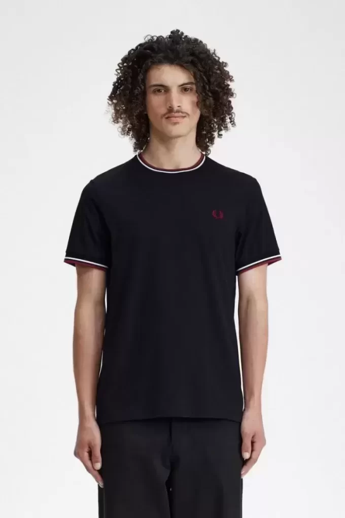Tricou bărbătesc cu două vârfuri Tricou bărbătesc cu două vârfuri