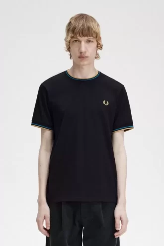 Tricou bărbătesc cu două vârfuri
