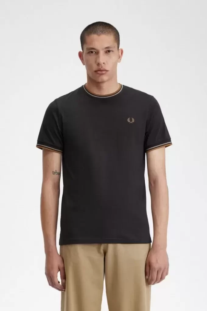 Tricou bărbătesc cu două vârfuri Tricou bărbătesc cu două vârfuri