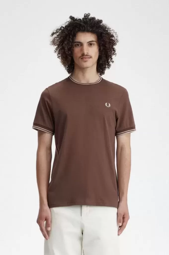 Tricou bărbătesc cu două vârfuri Tricou bărbătesc cu două vârfuri