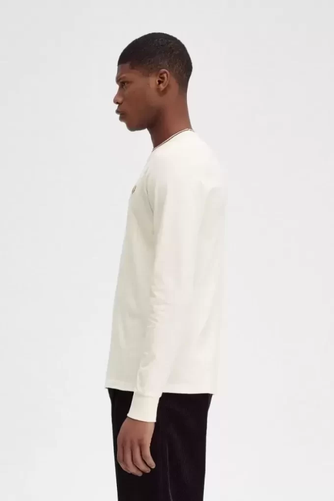 Tricou bărbătesc cu două vârfuri Tricou bărbătesc cu două vârfuri