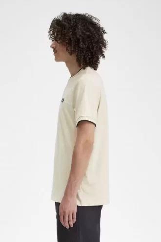 Tricou bărbătesc cu două vârfuri